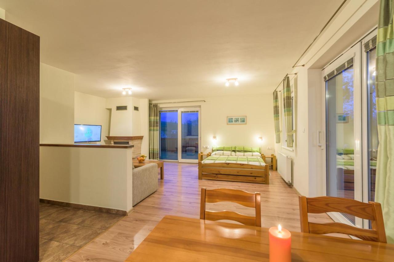 Apartmány Ráztoky Lipótszentmiklós Kültér fotó